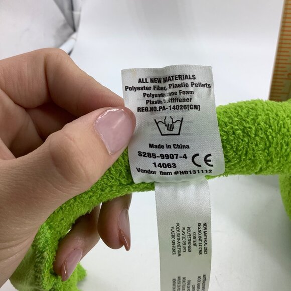The Disney Store Kermit The Frog Plush Doll 16" Soft Green Toy Collectible - Picture 7 of 8